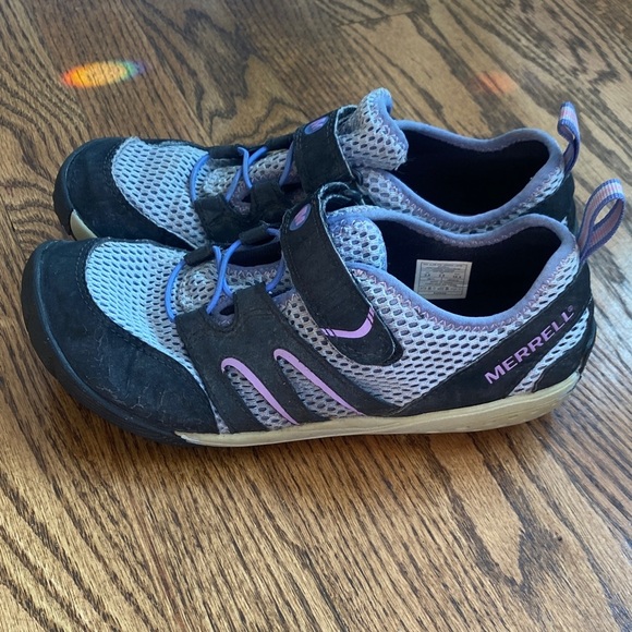 Trail Glove Kids Lavender Lustre  Merrell barefoot shoes, size 3.5. Great cond - Picture 2 of 14